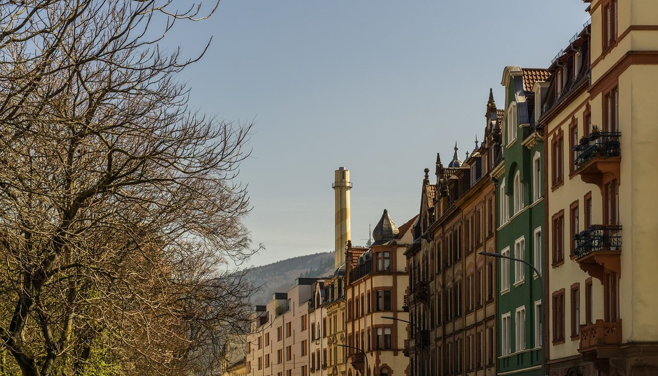 Short-Term Rentals Regulation Europe: 2026 Update · Straybook