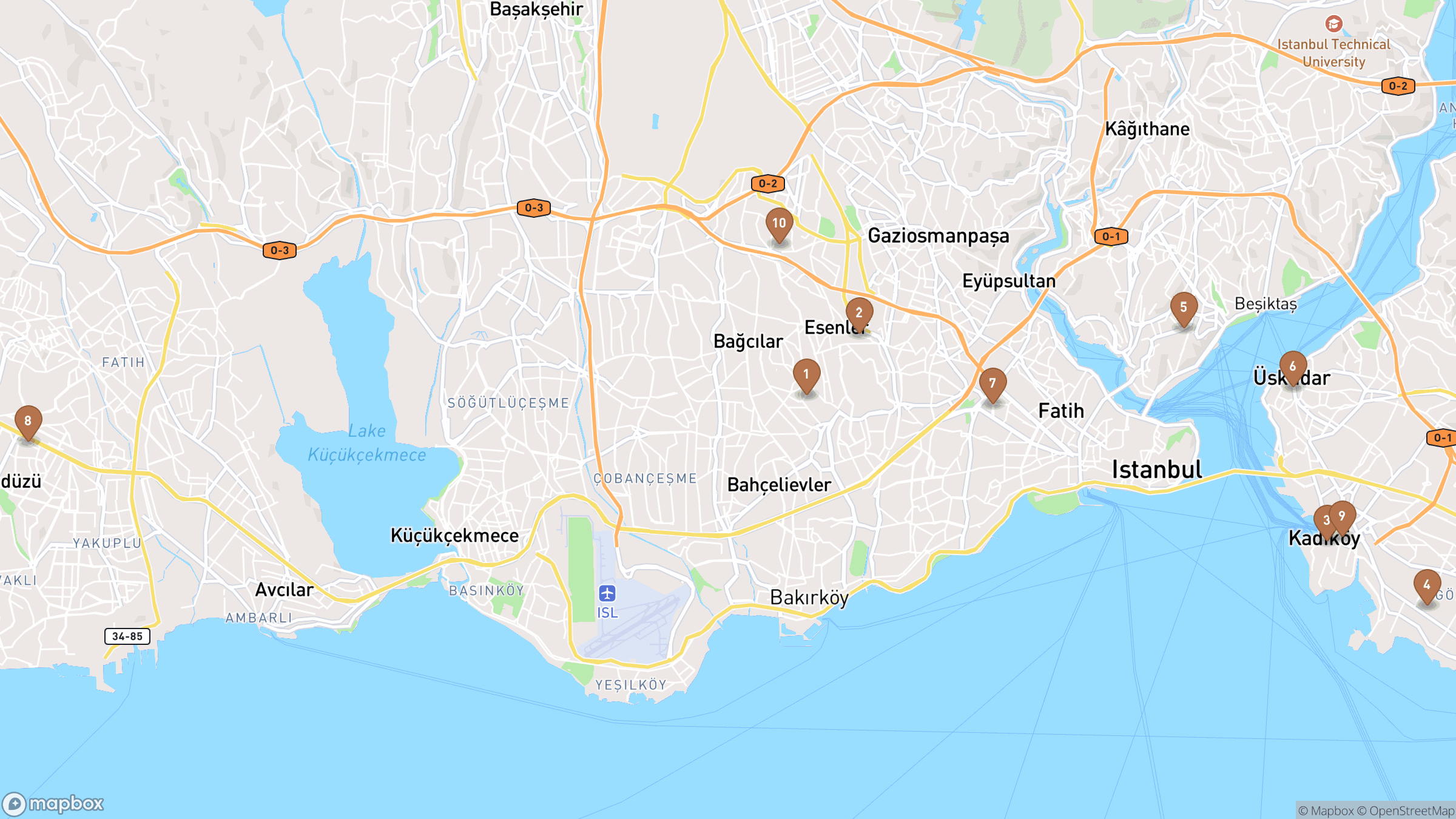 Map of Istanbul highlighting Istanbul Airport, Sultanahmet, Kadıköy, Golden Horn.